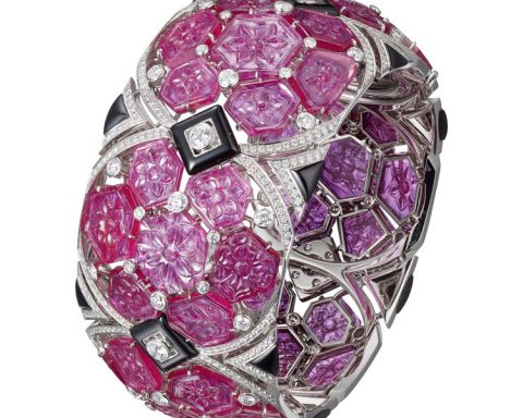 Cartier Étourdissant Sindura engraved ruby ​​bracelet