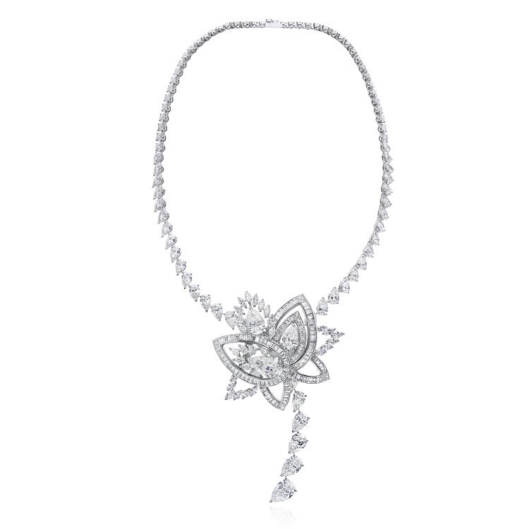 De Beers Blooming Lotus platinum necklace
