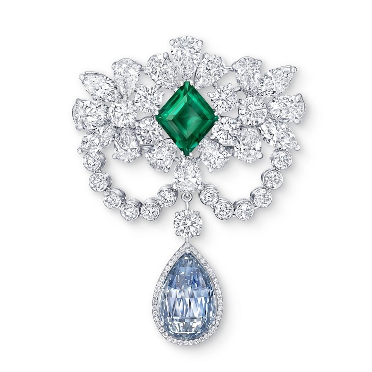 Graff Le Collier Bleu de Rêve necklace with a stunning pear-shaped fancy vivid blue diamond and Colombian emerald.