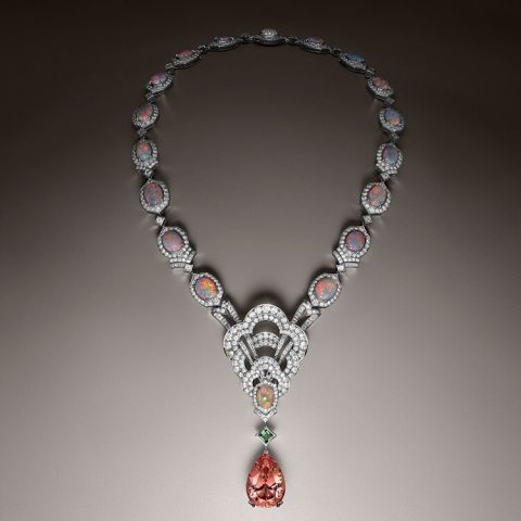 Louis Vuitton Louis Vuitton Conquêtes white gold pendant necklace