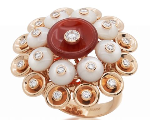 Van Cleef & Arpels Bouton d'or ring