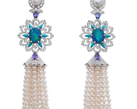 Van Cleef & Arpels Valse des flocons earrings
