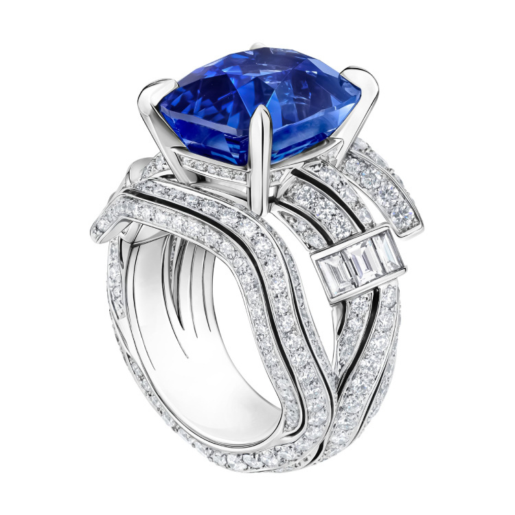 Louis Vuitton Motion Trickle Sapphire Ring side view